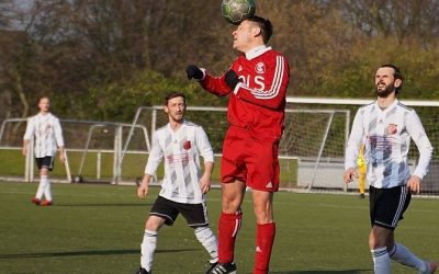 Rot-Weiß Lintorf gelingt bei TuRU II der erste Saisonsieg