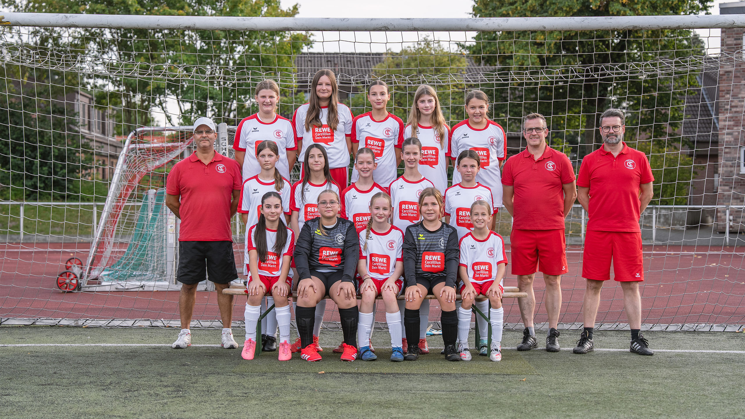 Die U13 Juniorinnen des SC Rot-Weiss Lintorf 1928 e.V. in Ratingen