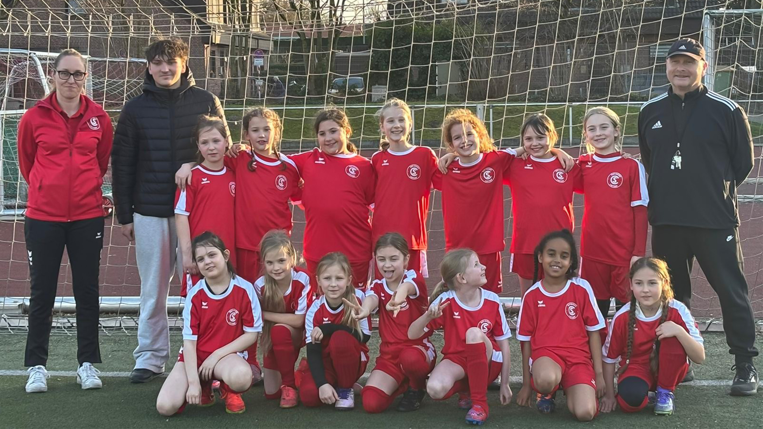 Die U9 Juniorinnen des SC Rot-Weiss Lintorf 1928 e.V. in Ratingen